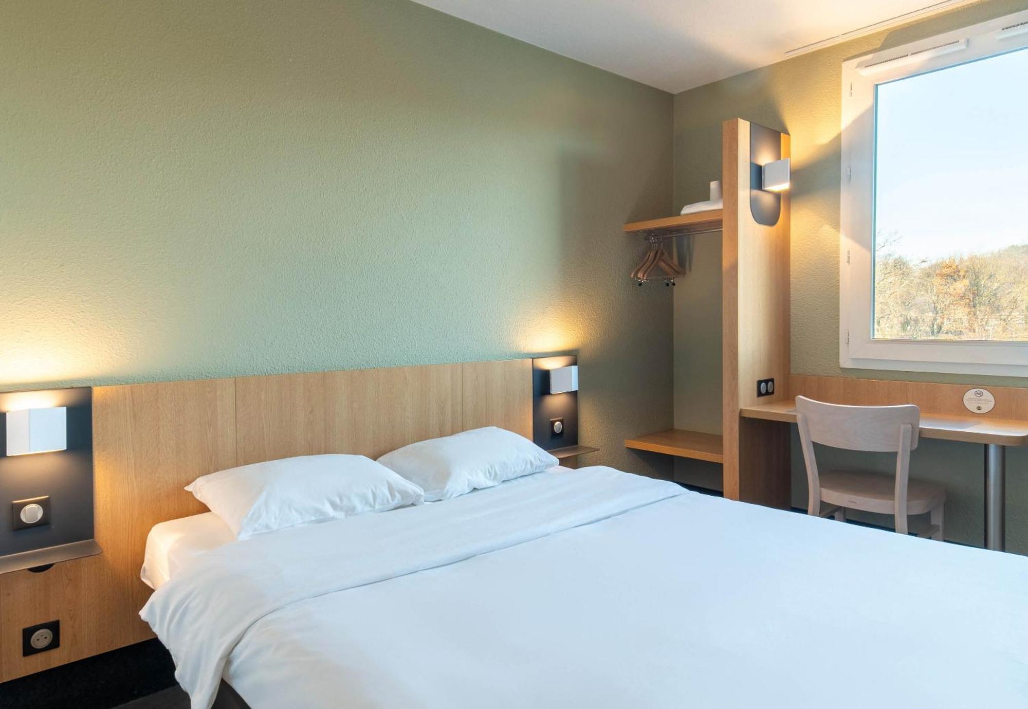 B&B Hotel Brive-La-Gaillarde Ussac ภายนอก รูปภาพ