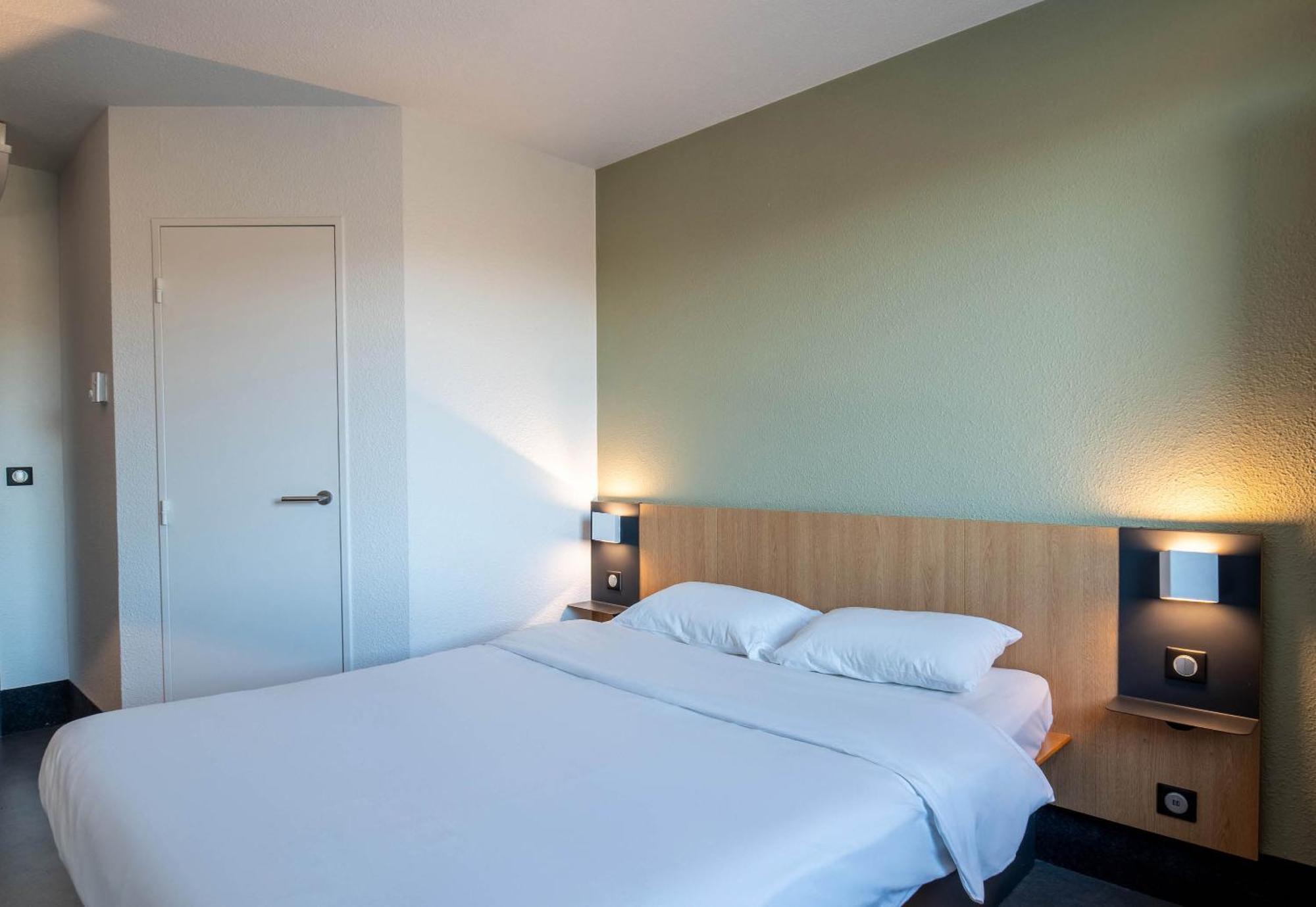 B&B Hotel Brive-La-Gaillarde Ussac ภายนอก รูปภาพ